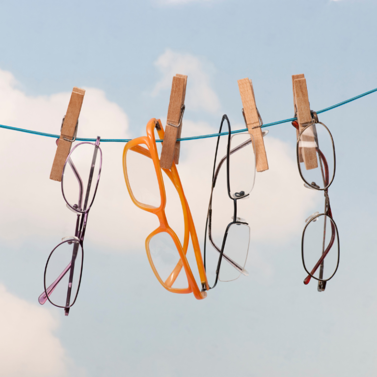 How to Properly Clean Your Glasses